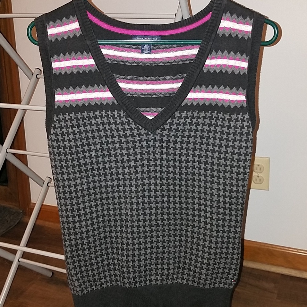Tommy Hilfiger Sweater Vest